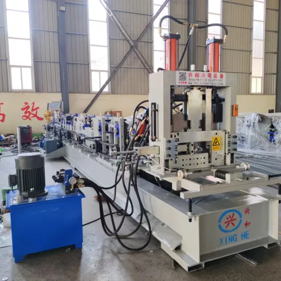 Purlin completamente automatico C Purlin Z Purlin CZ Purline Rolling Forming Machine Profilo leggero in acciaio a T con barra a T Regolazione automatica delle dimensioni CZ Purlin che forma macchina